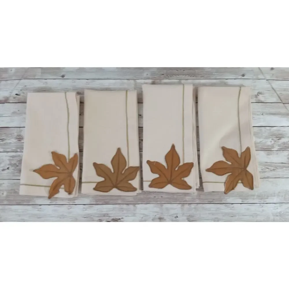 Williams Sonoma Leaf Applique Dinner Napkins Cotton Cream Autumn Fall